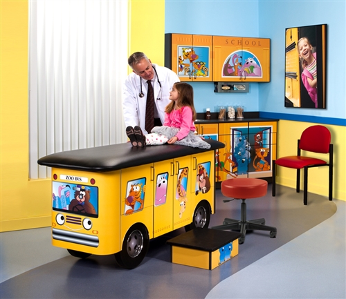 Clinton 7020-RR Zoo Bus, Pediatric Ready Room