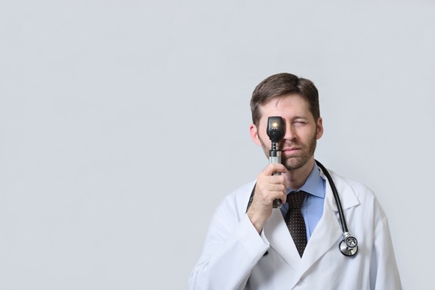 Otoscopes & Ophthalmoscopes Remain a Reliable Medical Mainstay